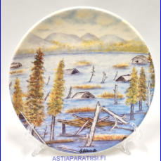 ARABIA,  Tulvan aikaan sein�lautanen. Design: Andreas Alariesto,1980-luku.Mitat Halkaisija n. 20 cm, 1kpl, 65�/kpl,( Tuote nro 138A )