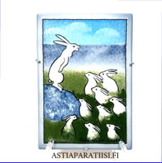 ARABIA, Sein�laatta " Pidet��n yht� "  Design:Helj� Liukko-Sundstr�m, Valmistettu 2008,Korkeus n. 15,5 cm, leveys n. 11 cm, 95 �( Tuote nro / Item #211HL )