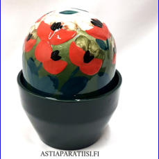 ARABIA,Ikikukka  Soilikki Suuri, punainen,Design:Helj� Liukko-Sundstr�m,Valmistusvuosi 1990-luvulta ,kokonaiskorkeus 18 cm,0kpl,( Tuote nro / Item #280HL )