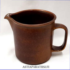 ARABIA,Ruska maitokannu malli S,Design: Ulla Procop�.1960-1999-luvulta,korkeus n.13,5 cm,1kpl,65�/kpl ( Tuote nro / Item #146D) 