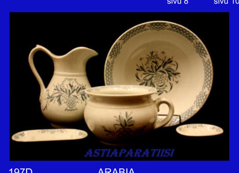 ARABIA,Pesuastiasto, 5 osaa, kannu, potta,vati ja kaksi saippuatelinett�, toisessa pient� j�lke�. 580� ( Tuote nro / Item #197D)