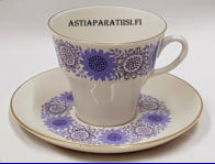 ARABIA,Heili kahvikuppi,malli LL Design:Raija Uosikkinen,Kupin korkeus n. 7 cm, halkaisija n. 8 cm, Suunniteltu vuonna 1960,7kpl, 28�/kpl ( Tuote nro 201Q )