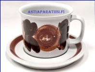 ARABIA, Rosmarin Kaakaokuppi , iso kuppi,Design:Raija Uosikkinen,Suunniteltu vuonna 1961-1974,Kupin korkeus n.8,5 cm, halkaisija n. 10,3 cm,  0kpl, ( Tuote nro 402Q )