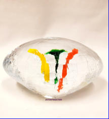 Lasipallo / paperipaino Lasimuna, taidelasiesine,signeerattu,korkeus n.7cm, leveys n.13cm x 8 cm,1kpl,45�/kpl