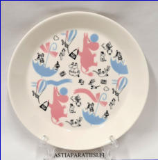 ARABIA,Muumi matala lautanen Stockmann (2015),Moomin Plate, Stockmann (2015),Design:Tove Slotte-Elevant,halkaisija n. 19,5 cm, 1 kpl,48�/kpl,( Tuote nro 300M )'