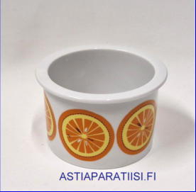 ARABIA,pomona purnukka, Appelsiini Ilman kantta,Design:Raija Uosikkinen,Tuotannossa,1965-73-luku,korkeus:n.6 cm, Halkaisija: n.8,5 cm,1kpl,45� ( Tuote nro 119Y )