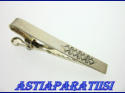 Hopeinen solmioneula, Made in Finland, sign. RMV, mitat n. 4,5cm x 0,5cm, 55�