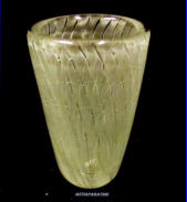 NUUTAJ�RVI, Harso  taidelasi maljakko, Design:Kaj Franck,1956-luvulta,korkeus n.11,5 cm, leveys n. 7,5 cm,1kpl,280�