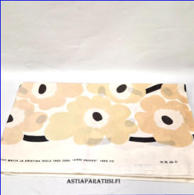 MARIMEKKO, Vintage " Pieni Unikko " verho,Luonnonvalkoinen, beige,Design:Maija ja Kristina Isola ,1965-2000-luku,Ollut k�yt�ss�, mutta ehj� ja tahraton,mitat ,n.236 X 141 cm, 2 kpl,75�/kpl (Tuote nro / Item 109VE)